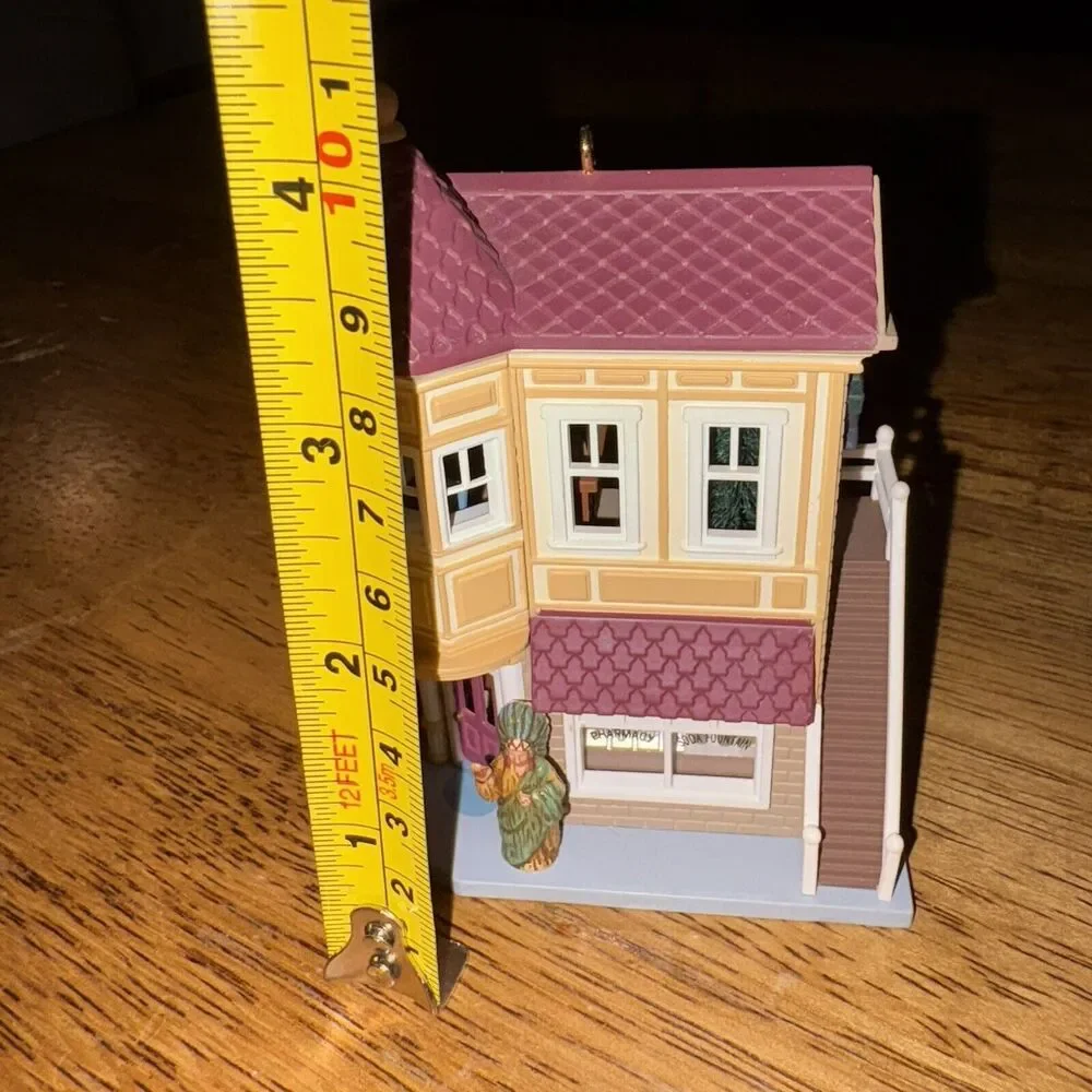 Hallmark Keepsake Ornament Neighborhood Drug Store  #11 Nostalgic Series 1994